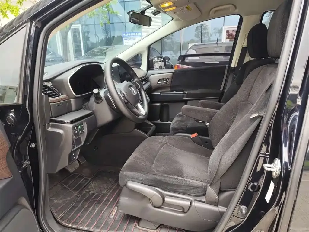 Honda Odyssey 2024 из CN, фото 9
