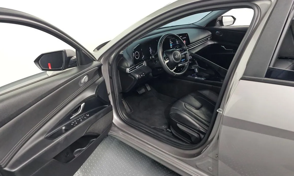 Hyundai AVANTE 2021 из KR, фото 3