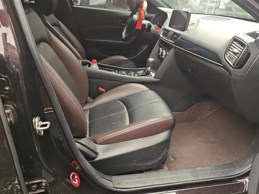 Mazda CX-4 2022 из CN, фото 6