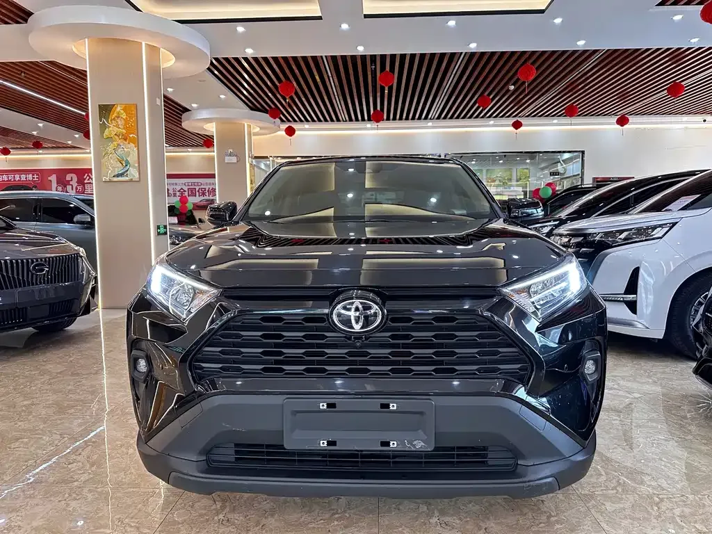 Toyota RAV4 2024 из CN, фото 8