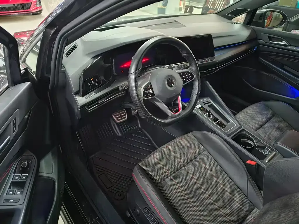 Volkswagen Golf GTI 2022 из CN, фото 4