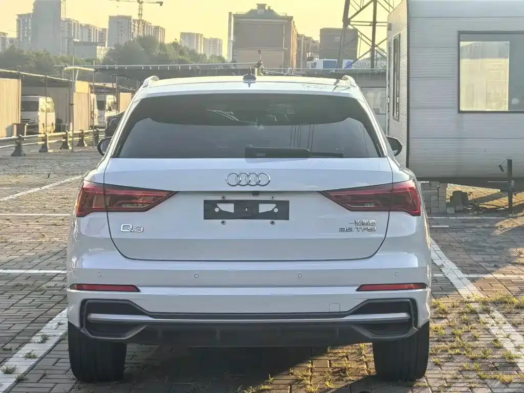 Audi Q3 — фото 2