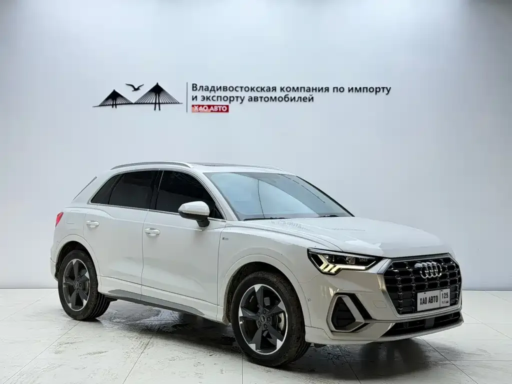 Audi Q3 — фото 9