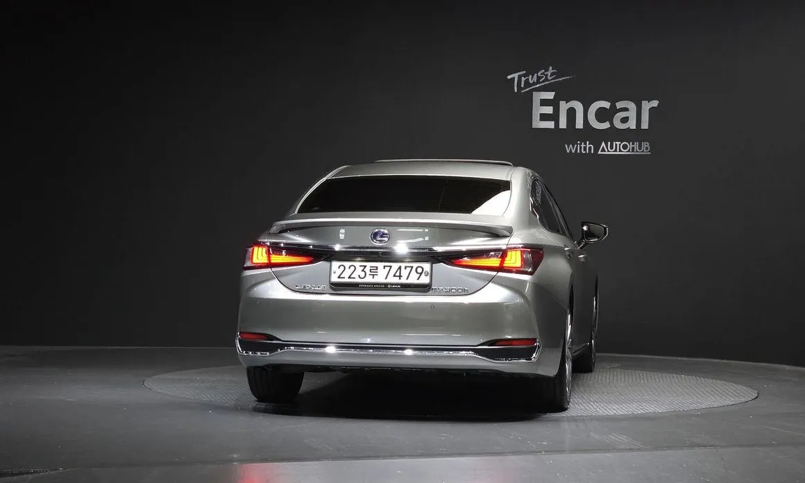 Lexus ES 2021 из KR, фото 2