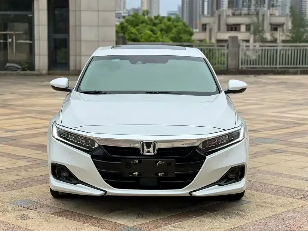 Honda Accord — фото 3