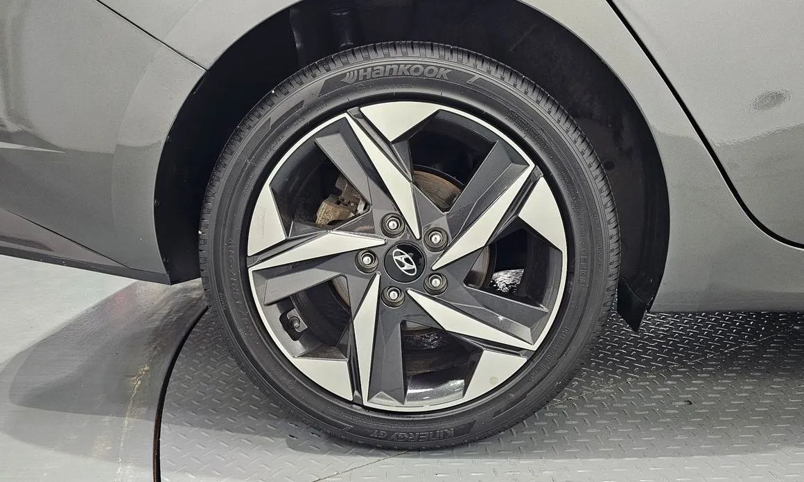 Hyundai AVANTE — фото 6