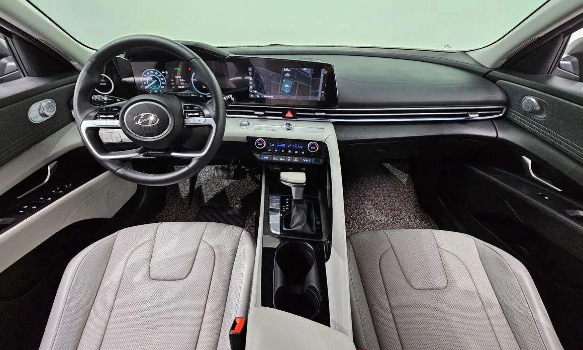 Hyundai AVANTE — фото 7