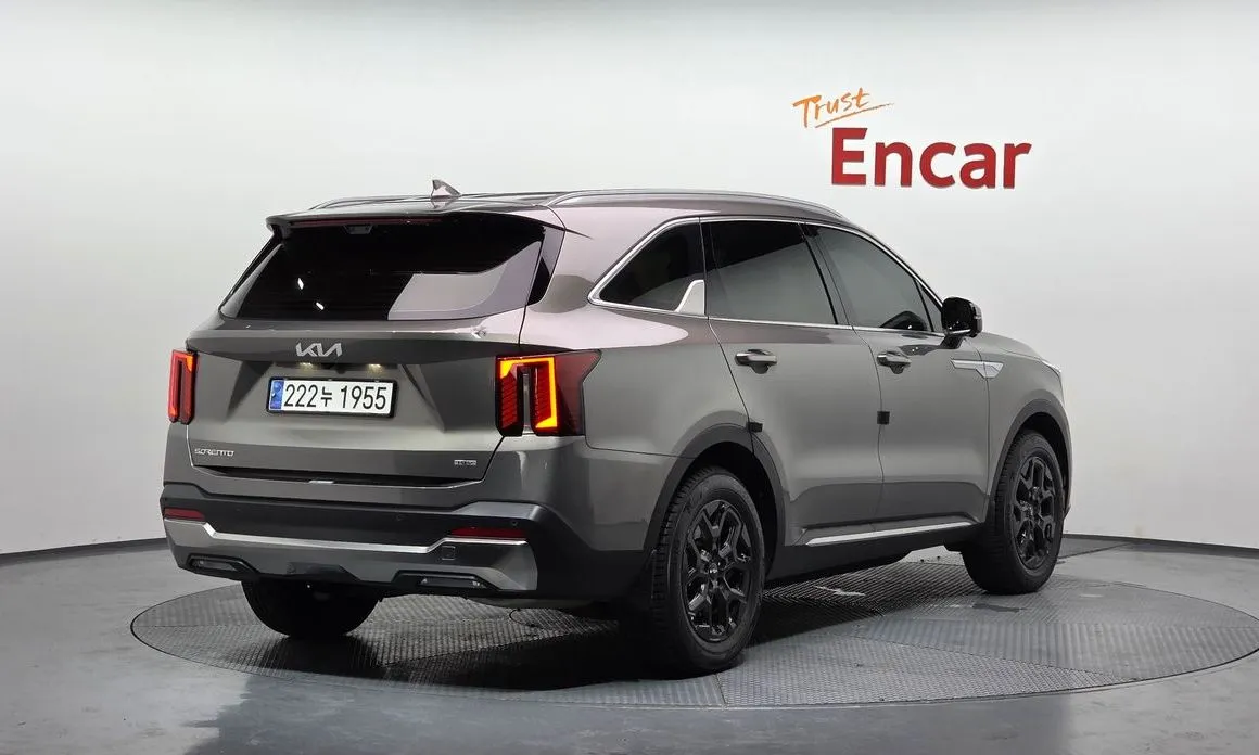 Kia Sorento — фото 4