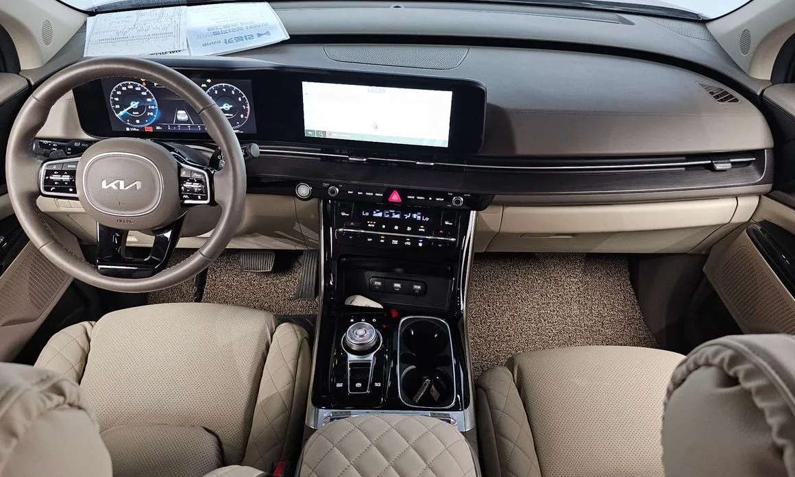 Kia Carnival — фото 2
