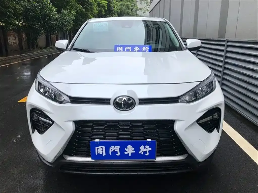 Toyota Wildlander — фото 3
