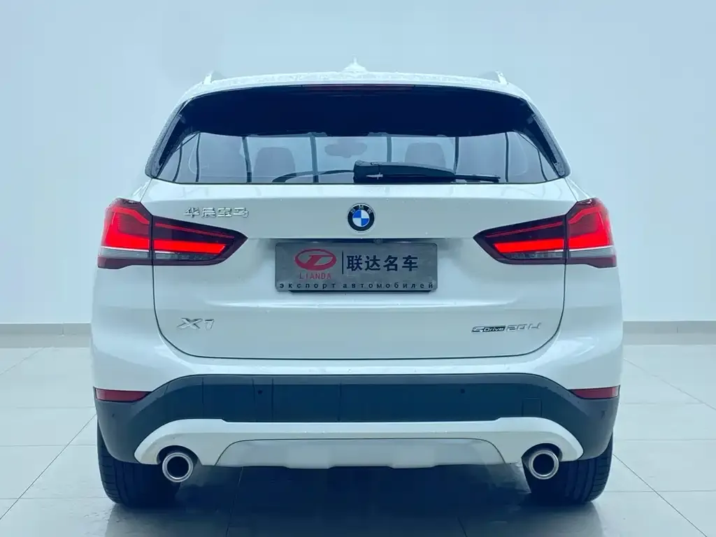 BMW X1 — фото 2