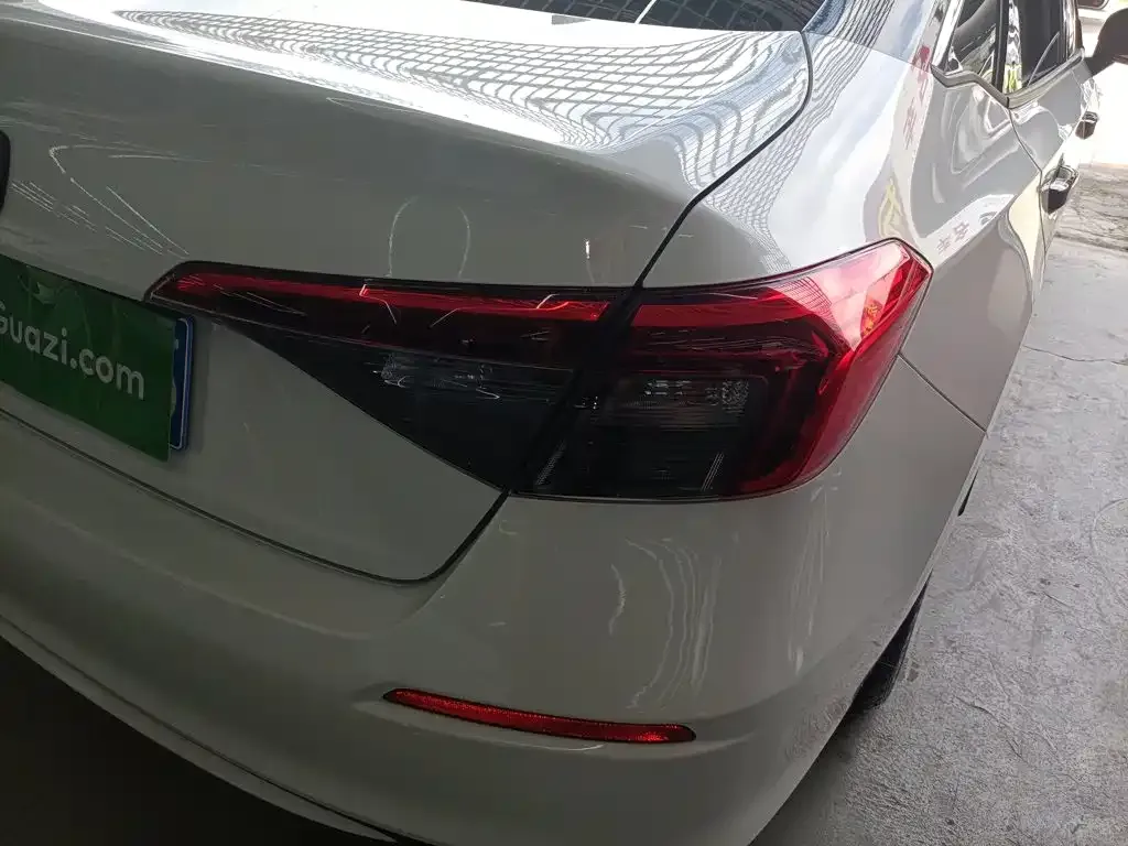 Honda Civic — фото 10