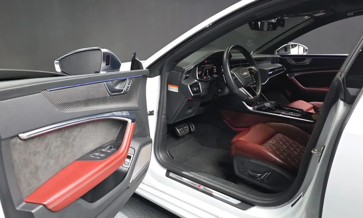 Audi S7 2021 из KR, фото 6