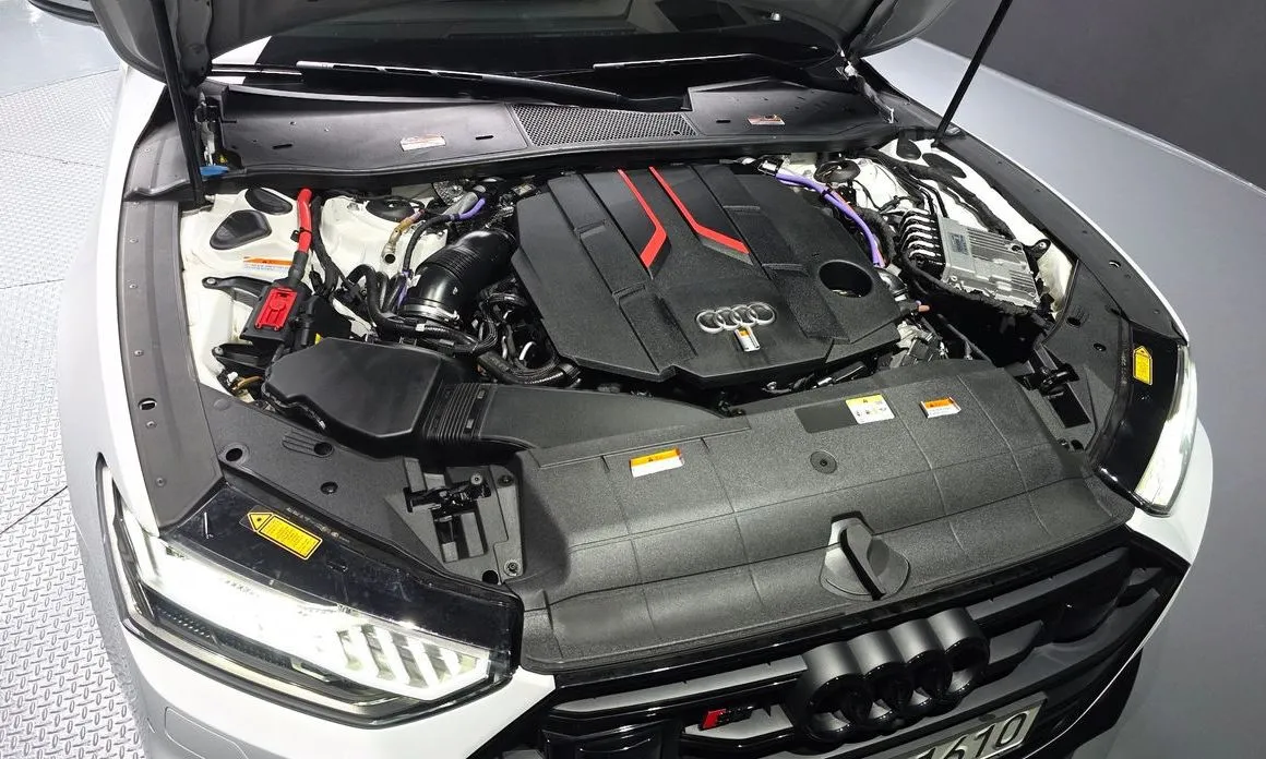 Audi S7 2021 из KR, фото 7