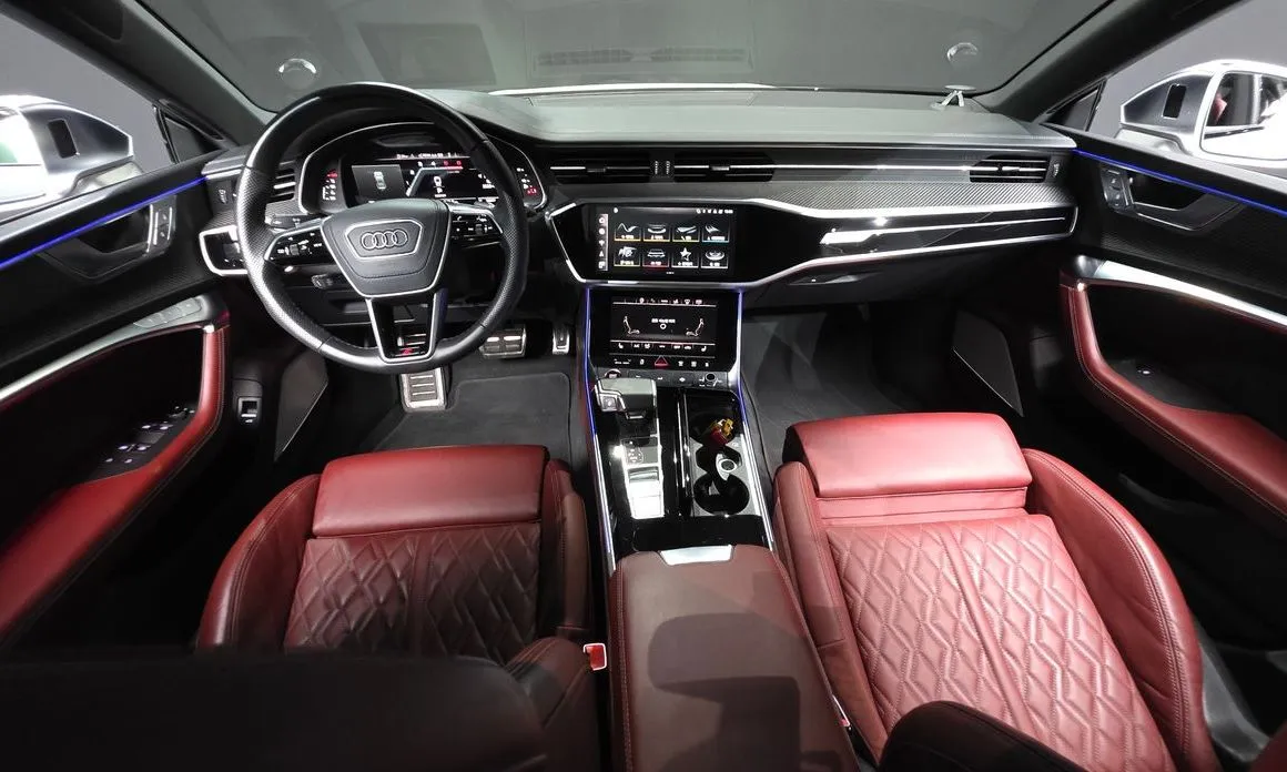 Audi S7 2021 из KR, фото 10