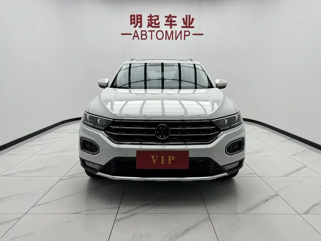 Volkswagen T-Roc — фото 5