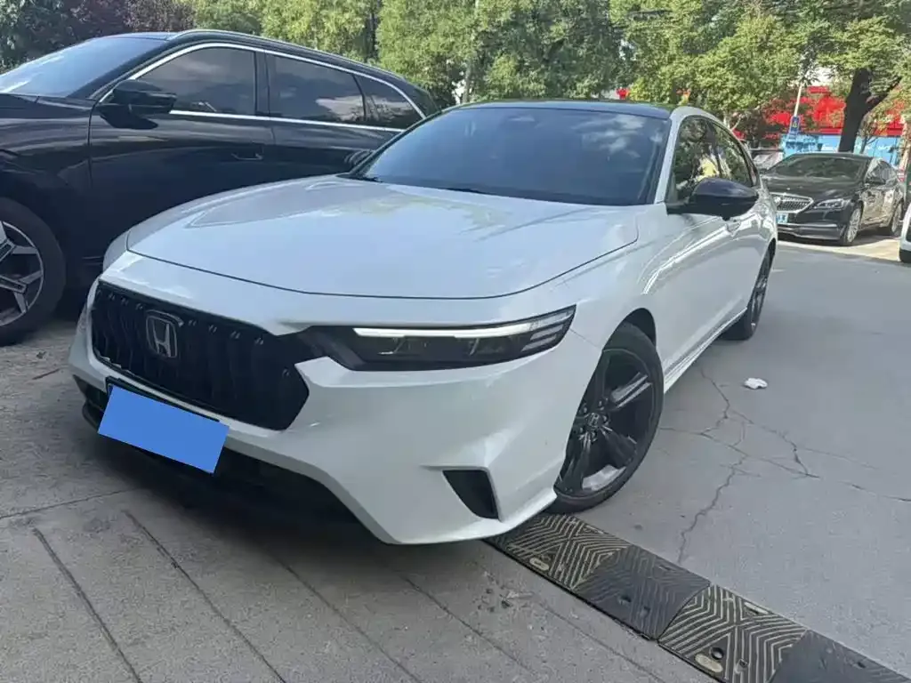 Honda Inspire — фото 1