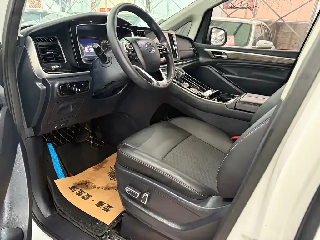 GAC Motor Trumpchi M8 — фото 6