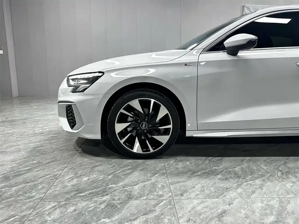 Audi A3 — фото 9