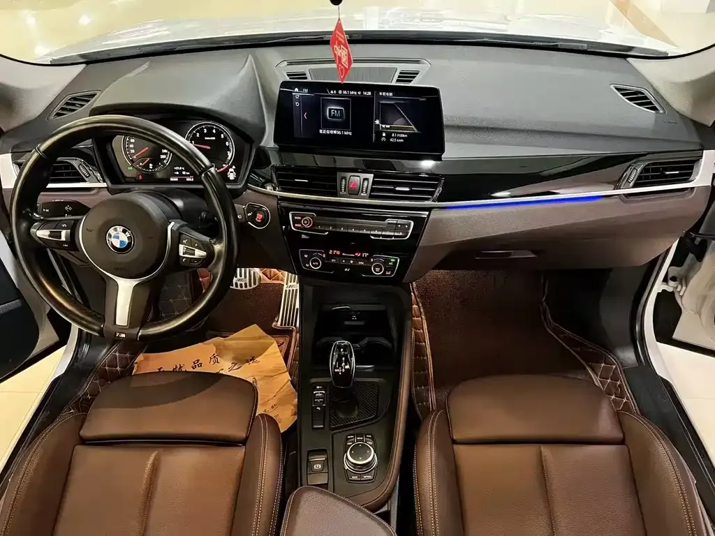 BMW X1 — фото 4