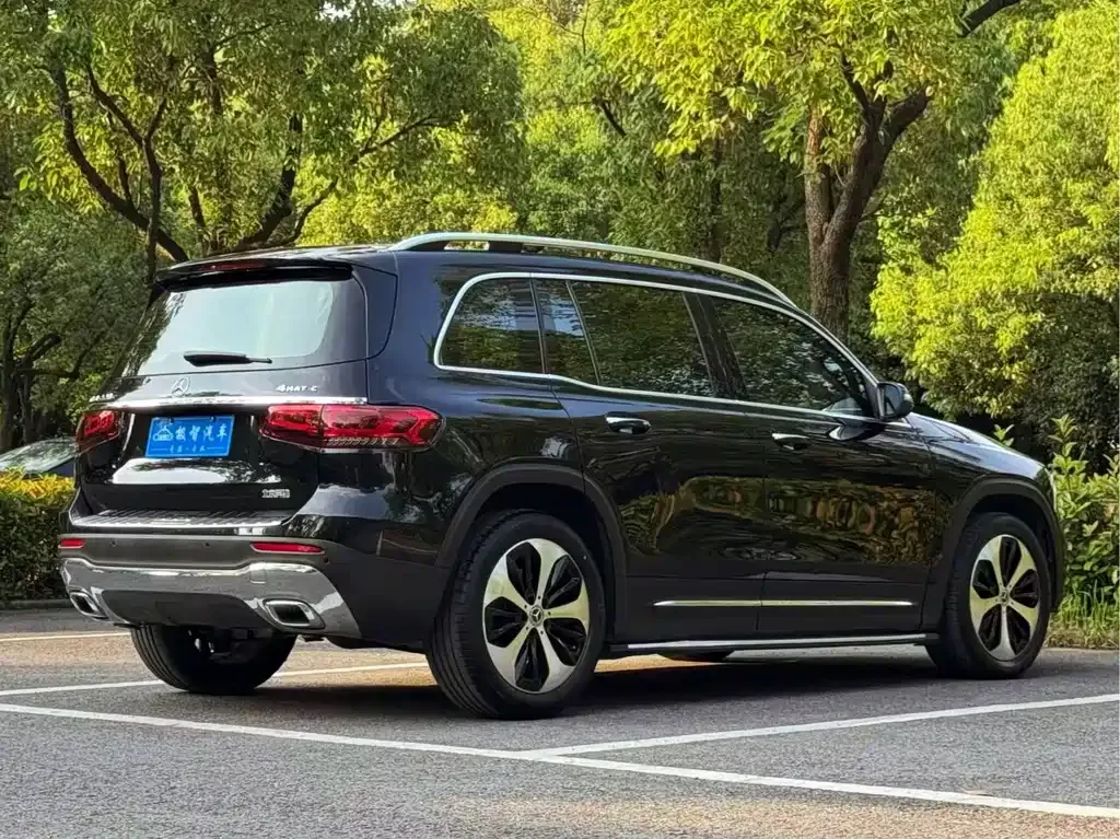 Mercedes-Benz GLB — фото 3