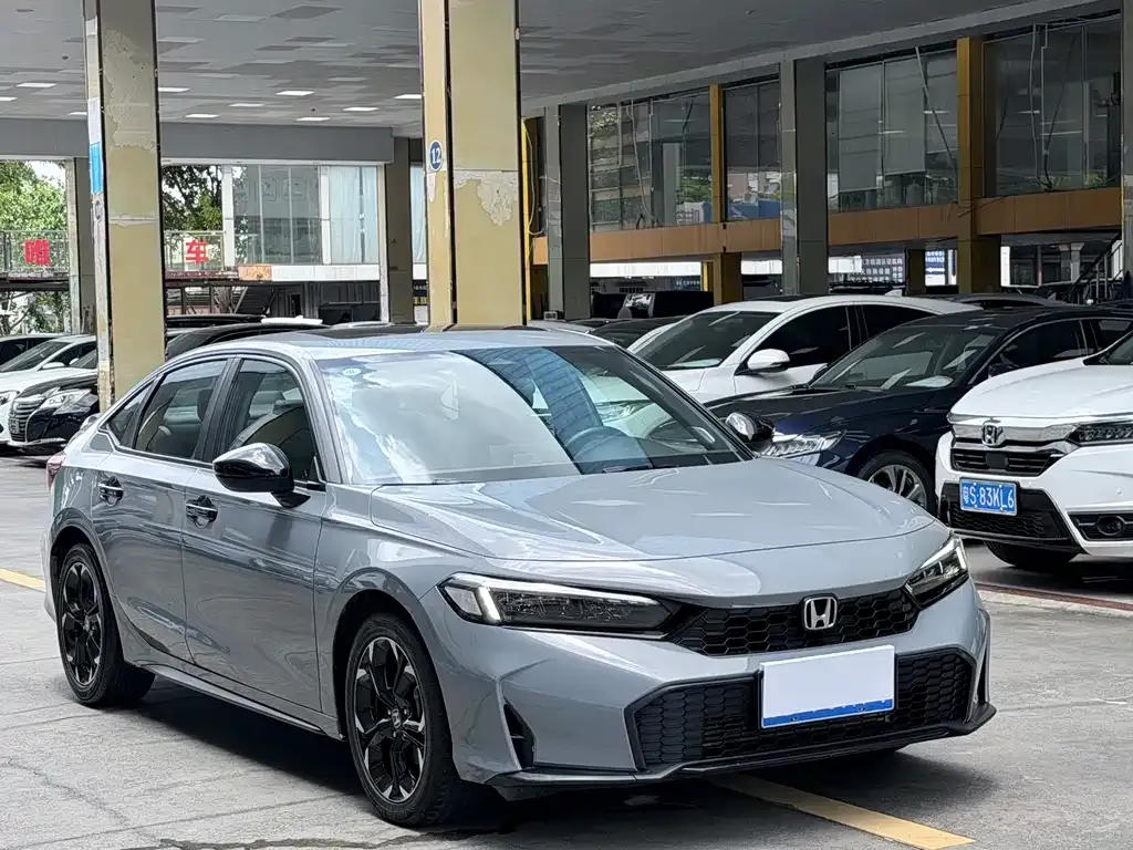 Honda Civic — фото 8
