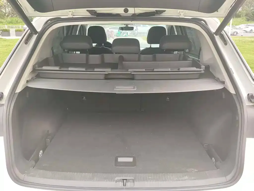 Volkswagen Tayron 2022 из CN, фото 5