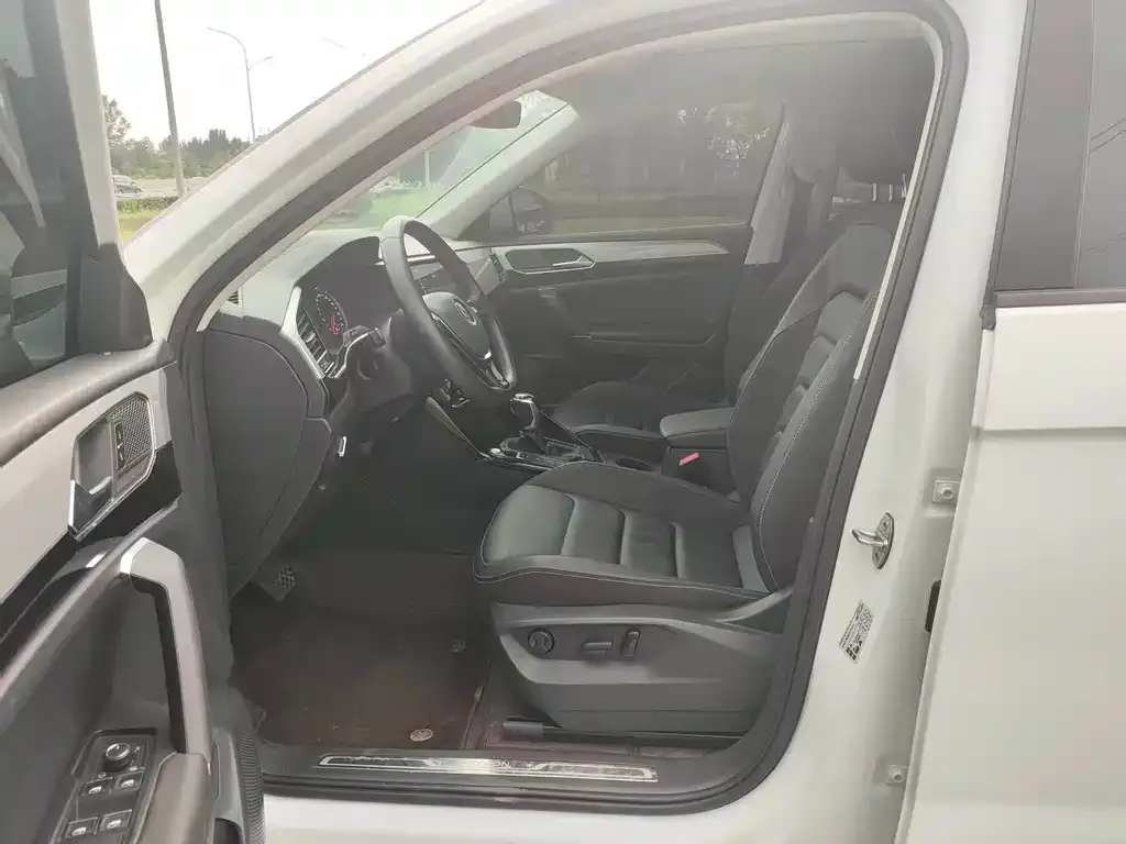 Volkswagen Tayron 2022 из CN, фото 3