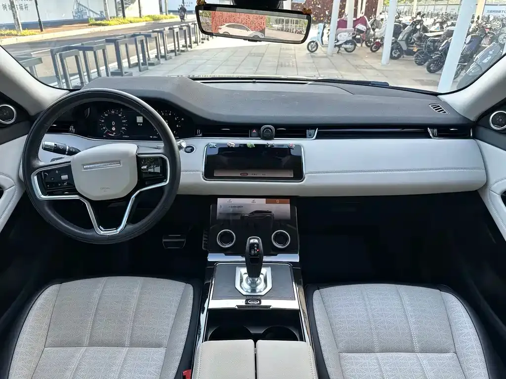 Land Rover Evoque — фото 5