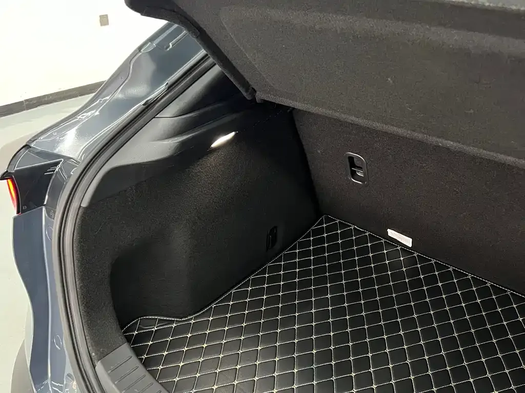 Mazda CX-30 — фото 2