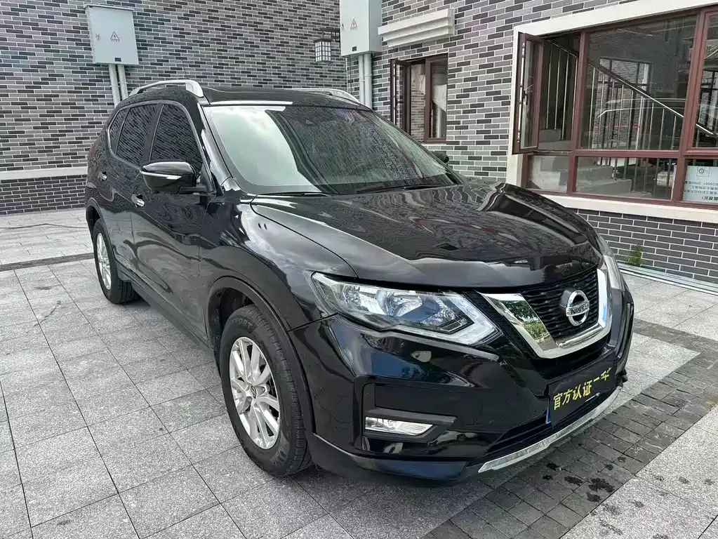 Nissan X-Trail — фото 4