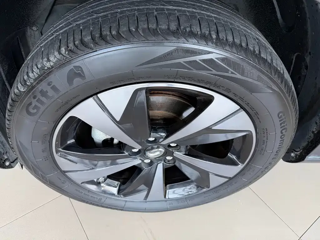 GAC Motor Trumpchi GS4 — фото 9
