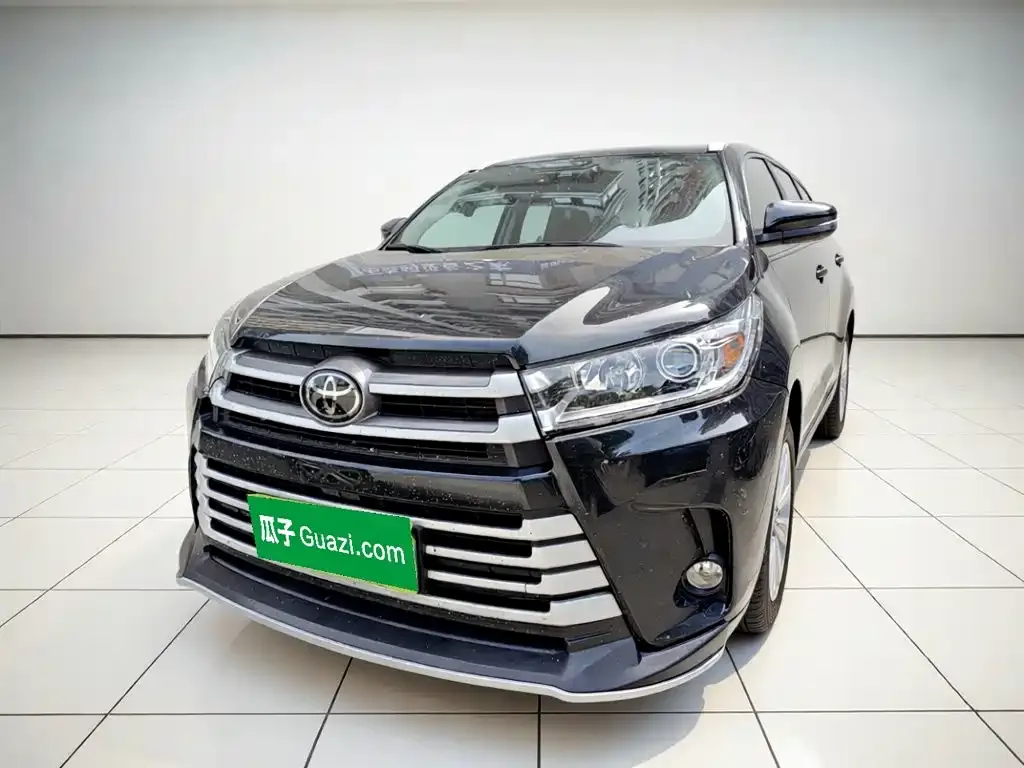 Toyota Highlander — фото 6