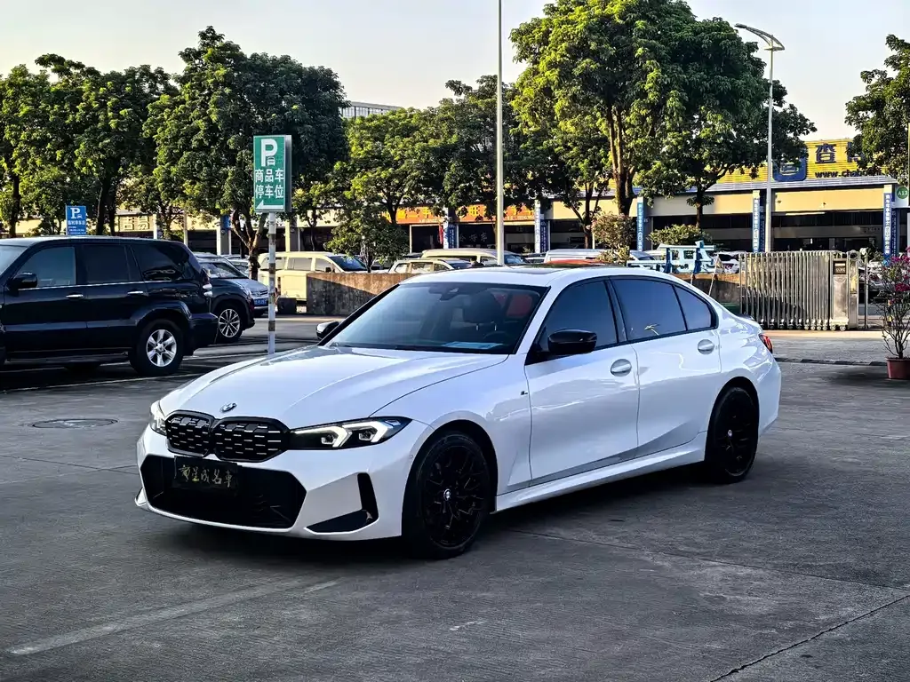 BMW 3 Series — фото 1