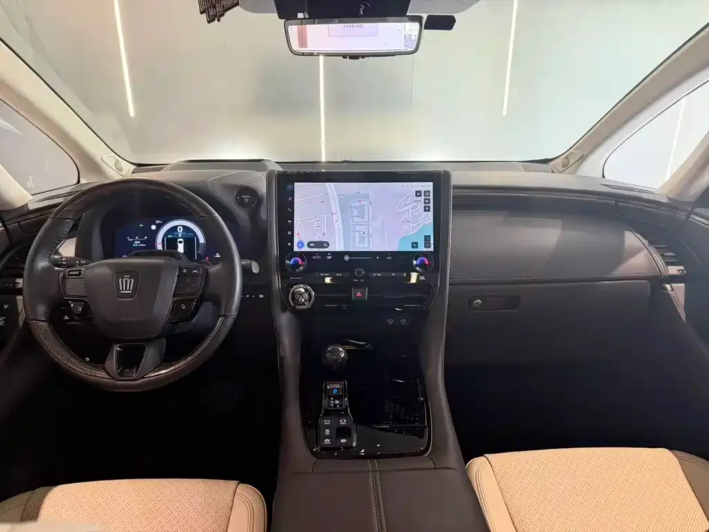 Toyota Vellfire — фото 9