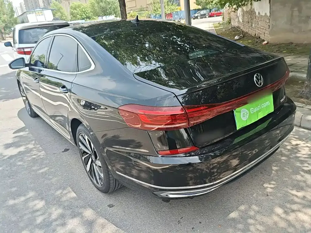 Volkswagen Passat — фото 8