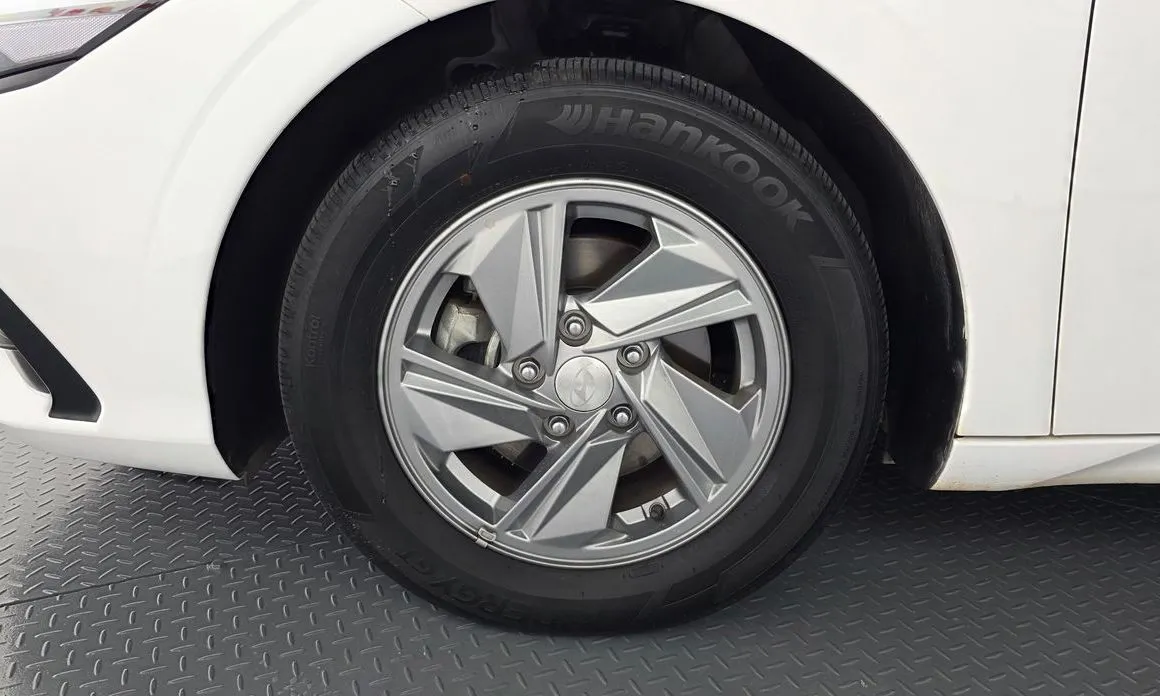 Hyundai AVANTE — фото 10