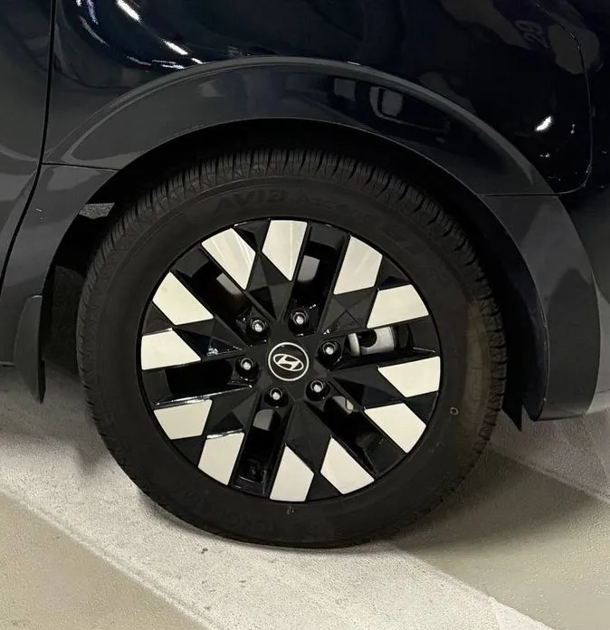 Hyundai Staria — фото 3