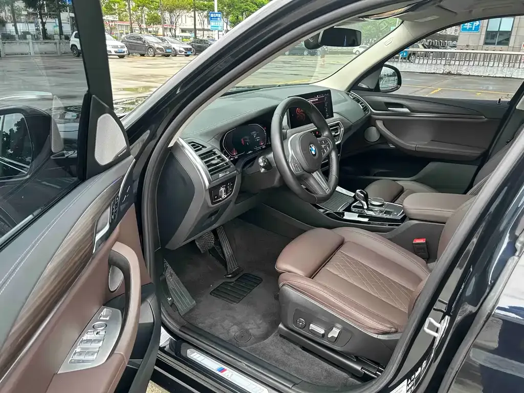 BMW X3 — фото 9