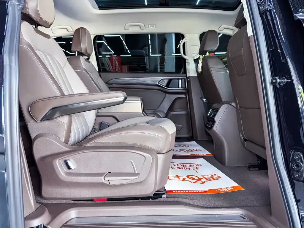 Volkswagen Viloran — фото 8