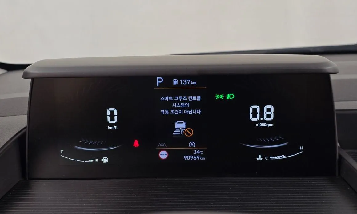 Hyundai Staria — фото 3