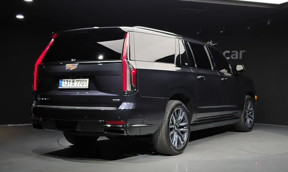 Cadillac Escalade 2023 из KR, фото 5