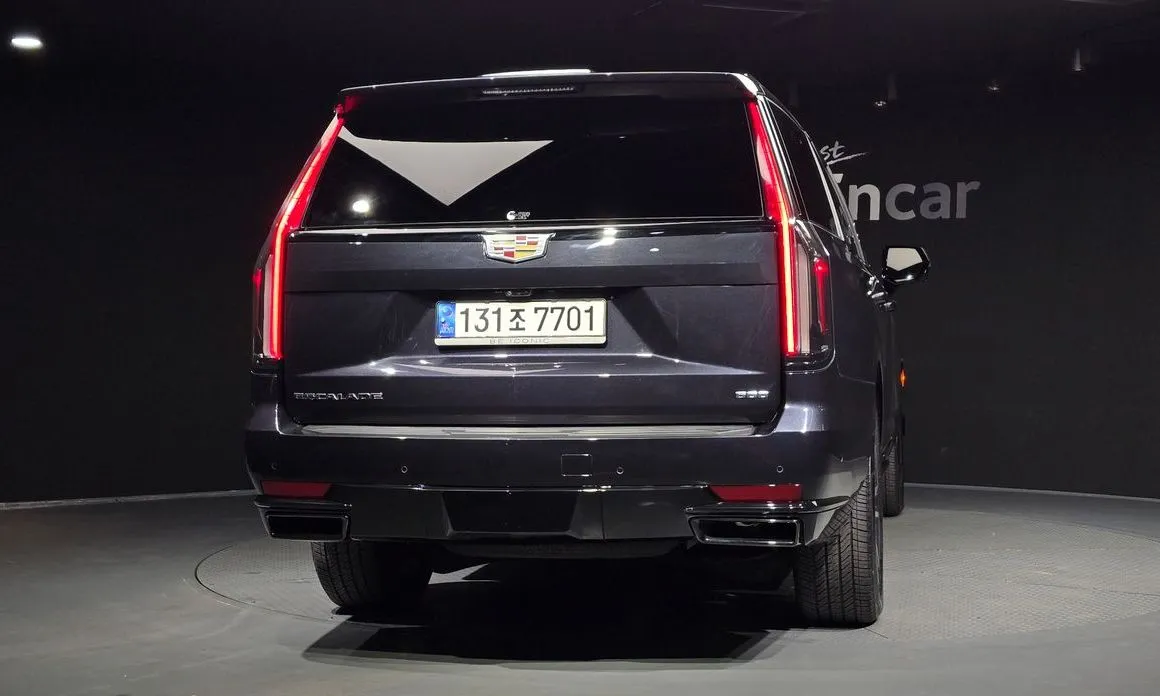 Cadillac Escalade 2023 из KR, фото 3