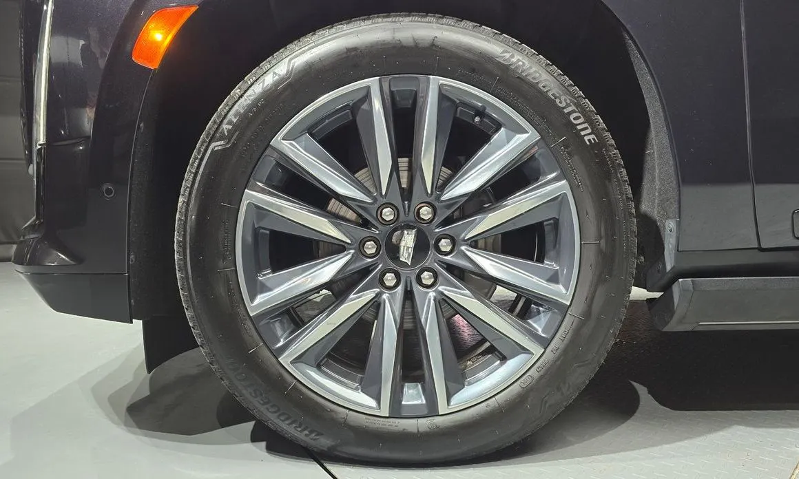 Cadillac Escalade 2023 из KR, фото 9