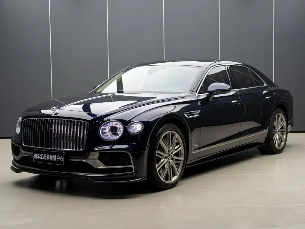 Bentley Flying Spur PHEV — фото 10
