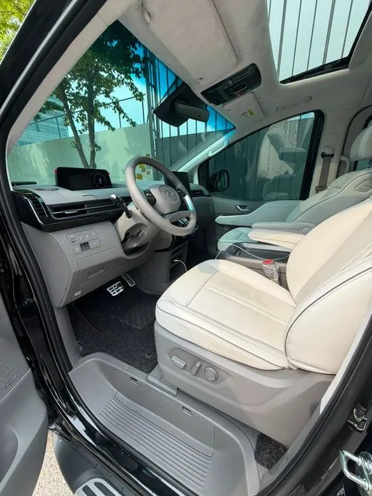 Hyundai Staria — фото 2