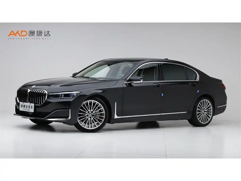 BMW 7 Series — фото 1