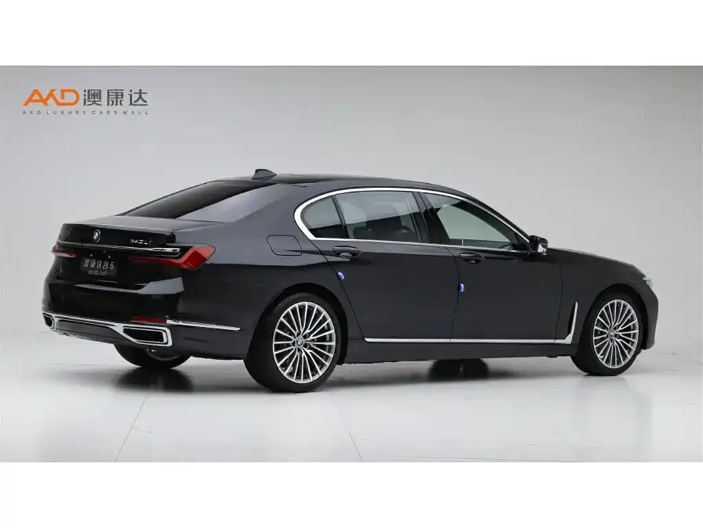 BMW 7 Series — фото 3