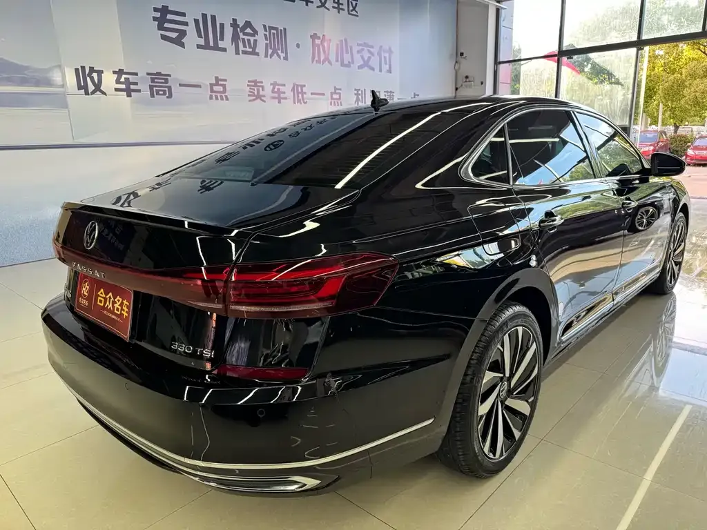 Volkswagen Passat — фото 9