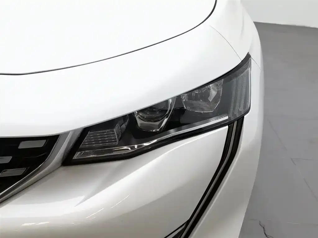 Peugeot 508 — фото 8
